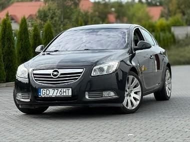 Inny kolor Używany 2010 Opel Insignia Sedan/Limuzyna | 37 997 zł - Obraz 1/4