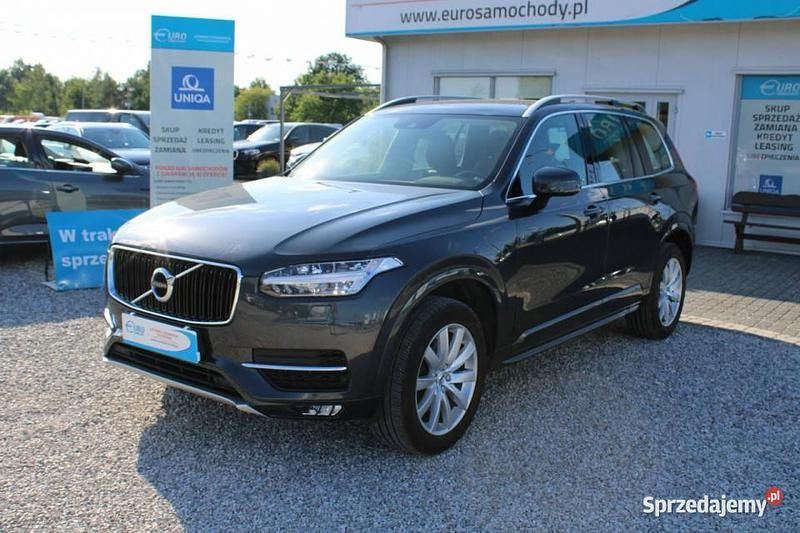 Szary Używany 2019 Volvo XC90 Momentum SUV | 155 899 zł (Uczciwa cena) - Obraz 1/4