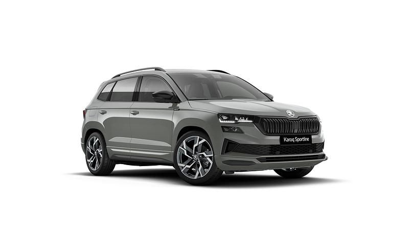 Szary steel niemetalizowany Nowe 2025 Skoda Karoq SportLine SUV | 172 600 zł (Uczciwa cena) - Obraz 1/2