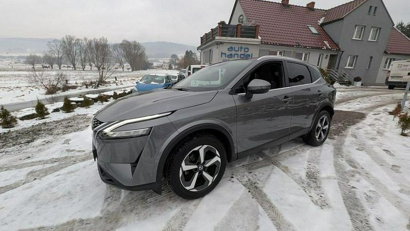 Szary (metalik) Używany 2021 Nissan Qashqai SUV | 87 900 zł (Drogi) - Obraz 1/4