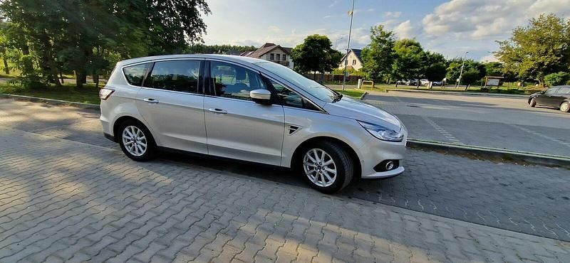 Srebrny Używany 2015 Ford S-MAX S Minivan | 45 000 zł (Dość drogi) - Obraz 1/4
