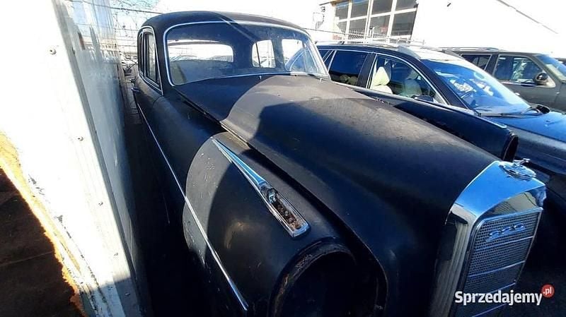 Używany Mercedes 220 1965 Czarny Sedan/Limuzyna