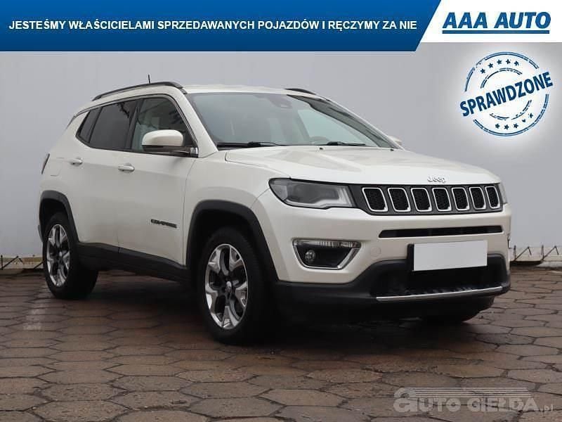 Używany Jeep Compass 2017 Biały SUV