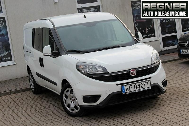 Biały Używany 2020 Fiat Doblò Dynamic Minivan | 53 900 zł (Uczciwa cena) - Obraz 1/4