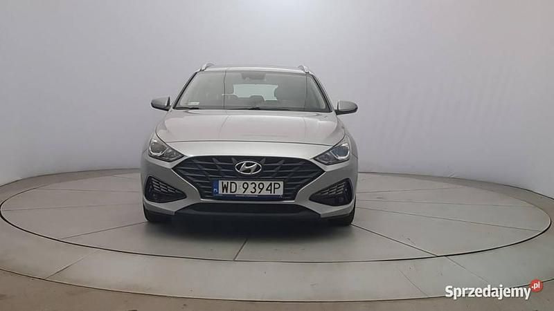 Srebrny Używany 2021 Hyundai i30 Classic Kombi | 42 800 zł (Uczciwa cena) - Obraz 1/4
