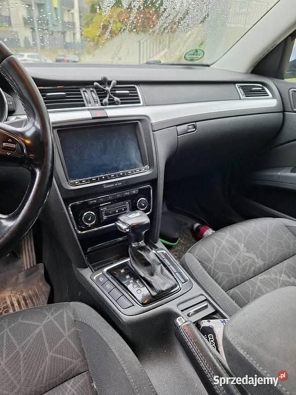 Używany Skoda Superb 2011