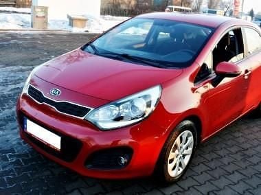 Inny kolor Używany 2012 Kia Rio Sedan/Limuzyna | 19 900 zł (Uczciwa cena) - Obraz 1/4