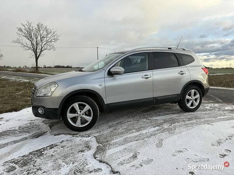 Używany Nissan Qashqai +2 114 KM (83 kW) 2009 Srebrny SUV