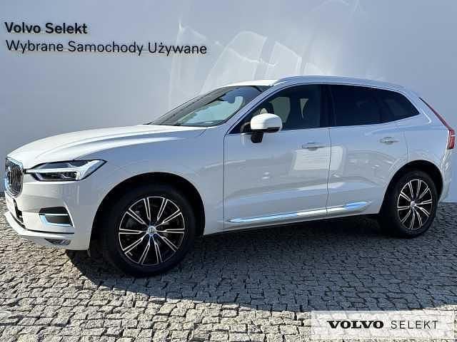 Biały Używany 2021 Volvo XC60 SUV | 149 900 zł (Dobra cena) - Obraz 1/3