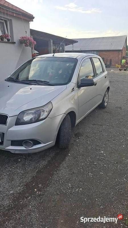 Srebrny Używany 2011 Chevrolet Aveo Sedan/Limuzyna | 4500 zł (Dobra cena) - Obraz 1/3