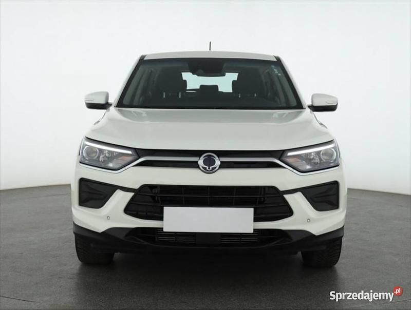 Biały Używany 2019 Ssangyong (KGM) Korando SUV | 59 999 zł (Dobra cena) - Obraz 1/4