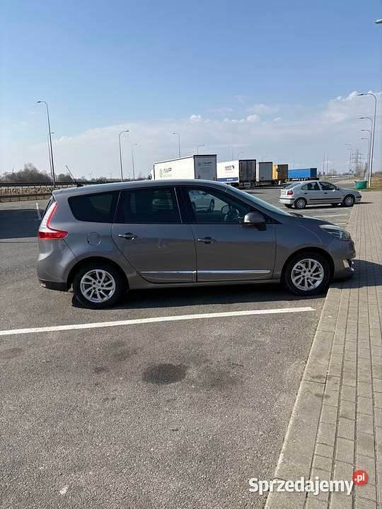 Używany Renault Grand Scénic III 130 KM (95 kW) 2012 Minivan