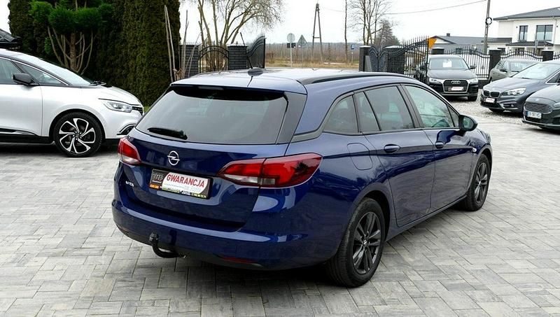 Używany Opel Astra 122 KM (89 kW) 2020 Niebieski Kombi