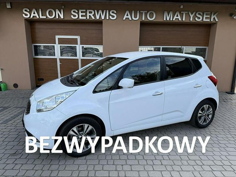 Biały Używany 2017 Kia Venga Hatchback | 49 900 zł (Dość drogi) - Obraz 1/4