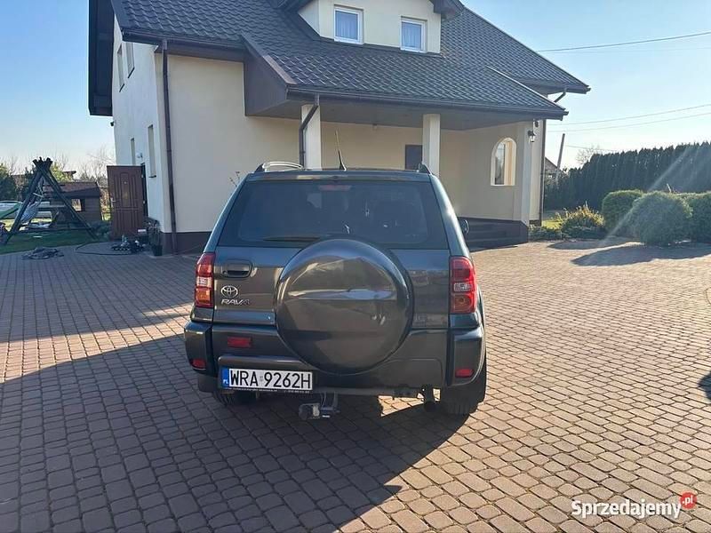 Używany Toyota RAV4 116 KM (85 kW) 2005 Szary SUV
