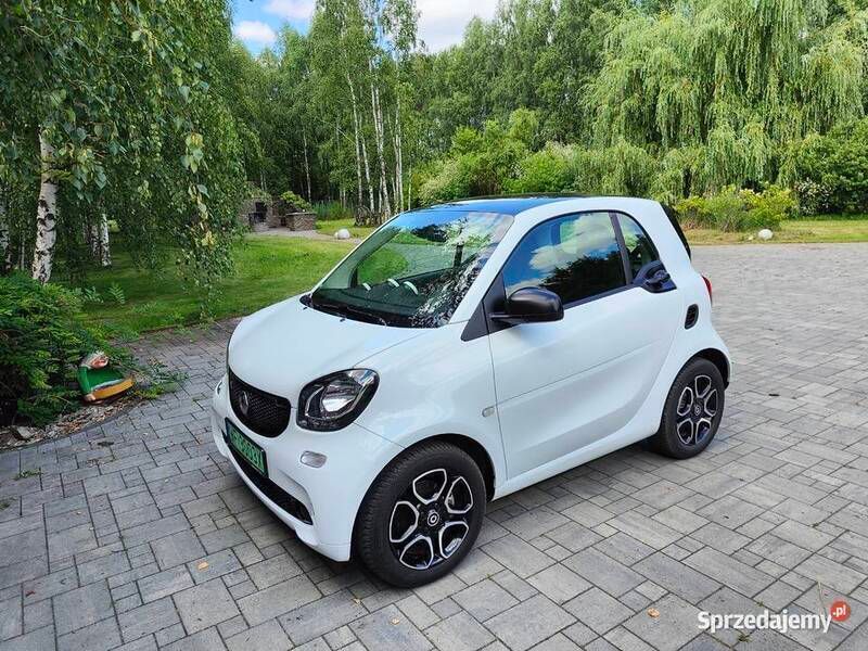 Używany Smart ForTwo Electric Drive 22 kW (30 KM) 2019 Biały
