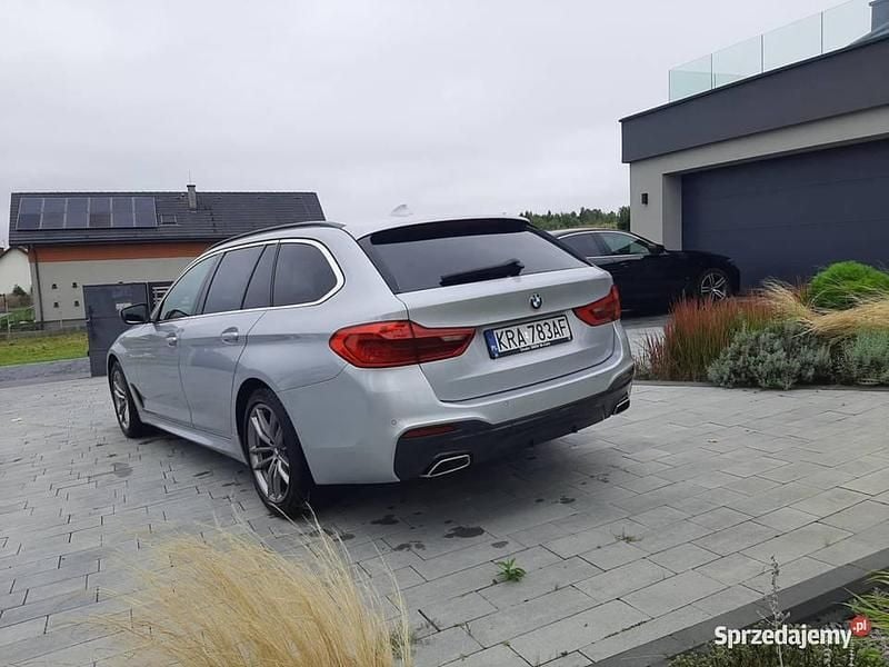 Używany BMW 520 Comfort Edition 190 KM (139 kW) 2018 Srebrny Kombi