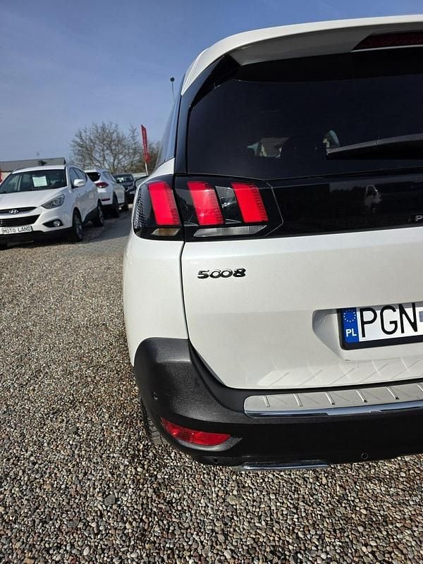 Używany Peugeot 5008 Allure 150 KM (110 kW) 2018 Biały SUV