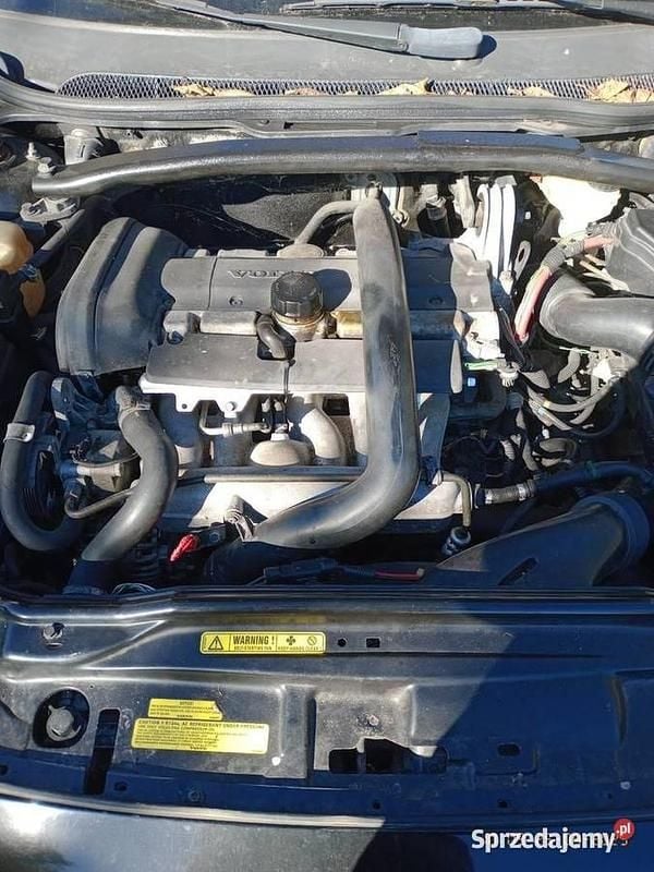 Czarny Używany 2000 Volvo V70 Kombi | 4000 zł - Obraz 1/4