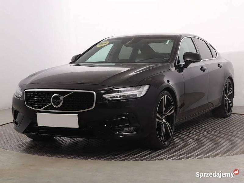 Używany Volvo S90 2017 Czarny Sedan/Limuzyna
