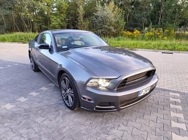 Szary Używany 2014 Ford Mustang Coupe | 65 000 zł - Obraz 1/4