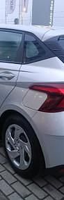 Używany Hyundai i20 84 KM (61 kW) 2022 Srebrny Hatchback