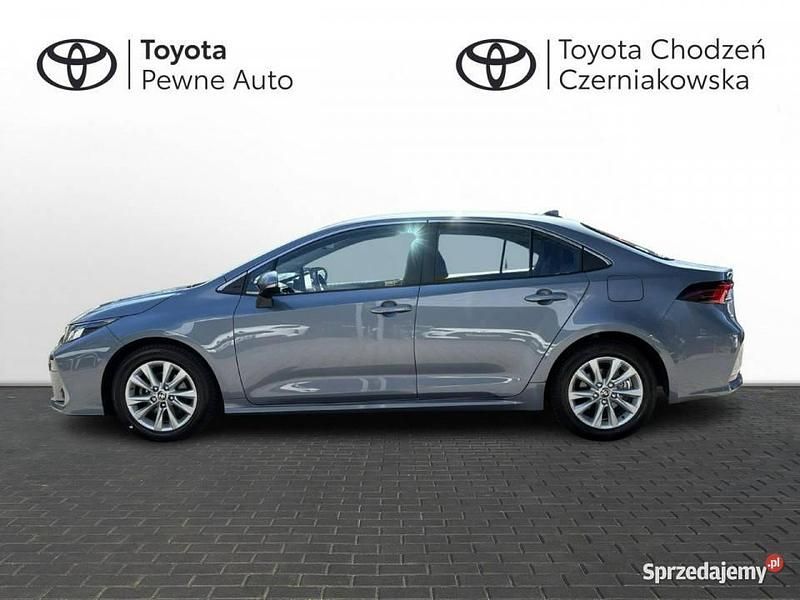 Szary Używany 2024 Toyota Corolla Comfort Sedan/Limuzyna | 89 900 zł (Dość drogi) - Obraz 1/4