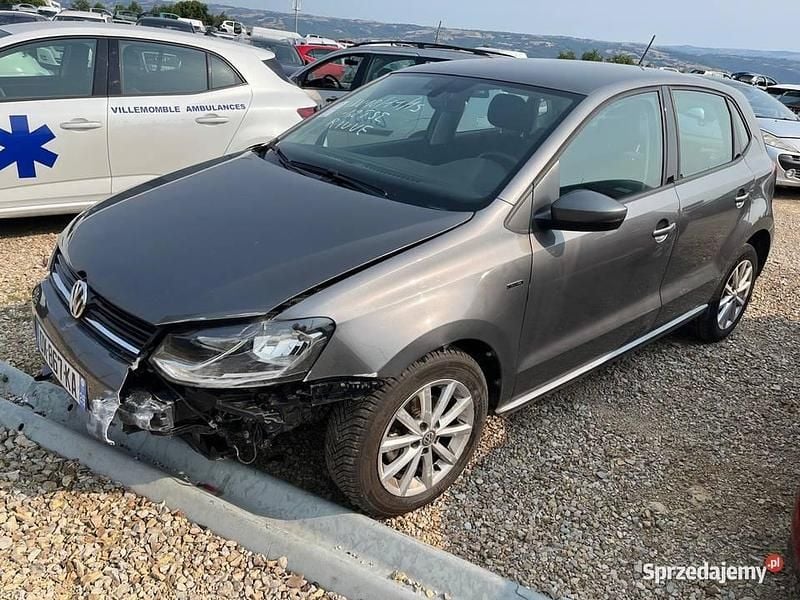 Szary Używany 2015 VW Polo Hatchback | 28 900 zł - Obraz 1/4