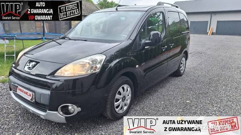 Czarny Używany 2011 Peugeot Partner Tepee Family Minivan | 23 800 zł - Obraz 1/4