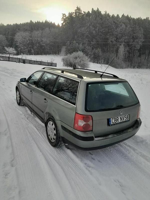 Używany VW Passat R 2002 Srebrny Kombi