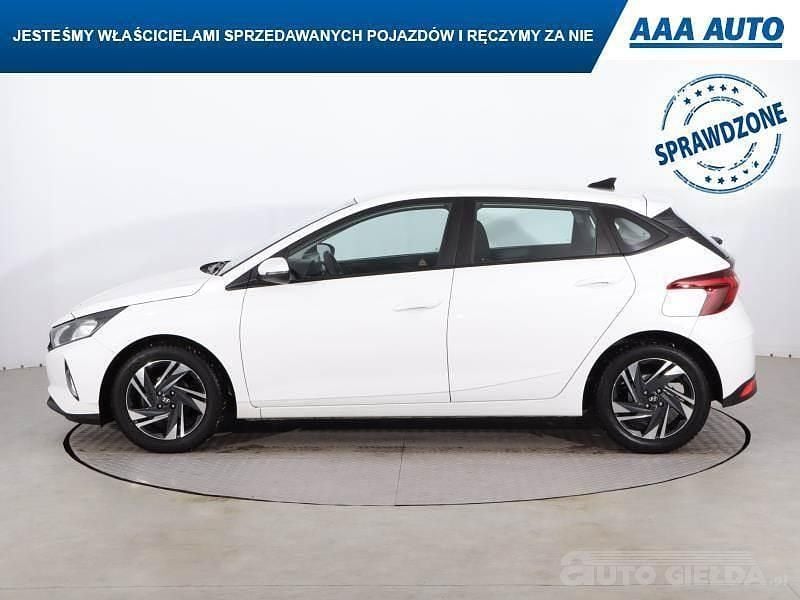 Używany Hyundai i20 2021 Biały Hatchback