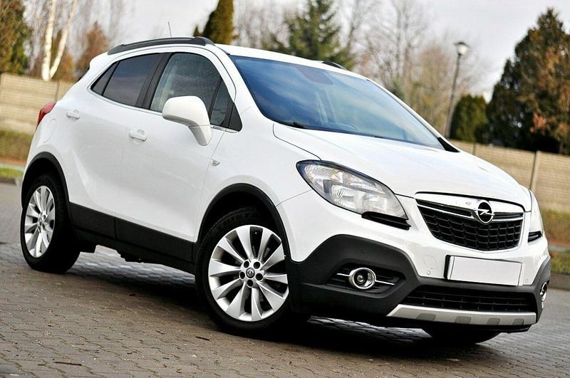 Biały (metalik) Używany 2014 Opel Mokka SUV | 35 900 zł (Uczciwa cena) - Obraz 1/4