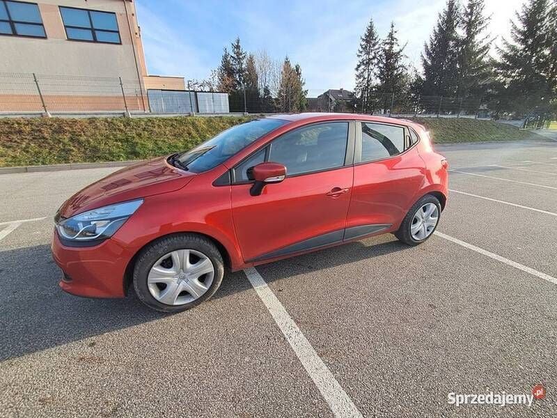 Czerwony Używany 2015 Renault Clio IV Hatchback | 29 500 zł (Uczciwa cena) - Obraz 1/4