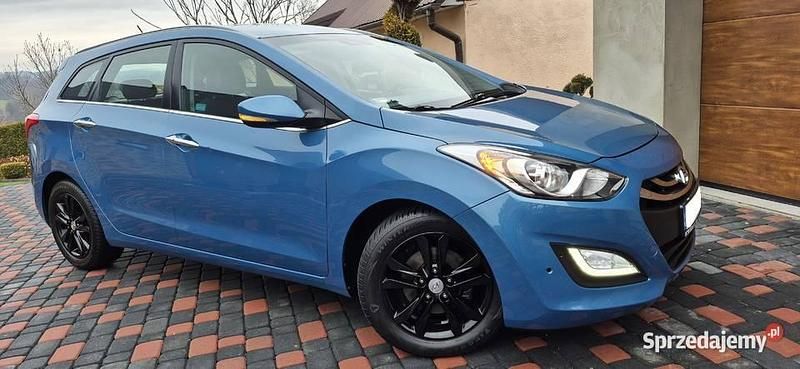 Używany Hyundai i30 2013 Niebieski Kombi