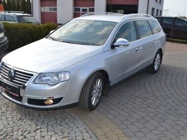 Srebrny Używany 2010 VW Passat Kombi | 19 900 zł (Dość drogi) - Obraz 1/4