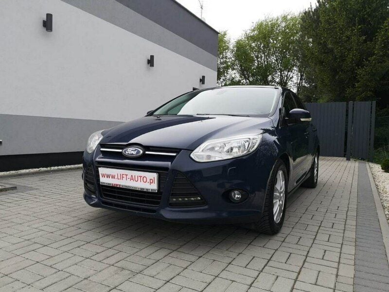 Niebieski Używany 2013 Ford Focus Kombi | 24 900 zł (Dość drogi) - Obraz 1/4
