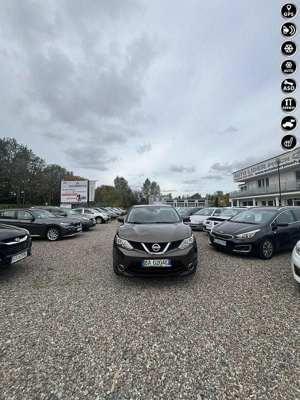 Brązowy Używany 2015 Nissan Qashqai SUV | 39 900 zł (Dobra cena) - Obraz 1/4