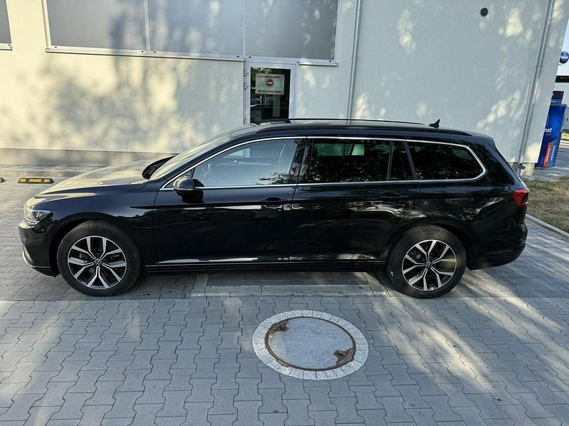 Używany VW Passat 150 KM (110 kW) 2022 Czarny (metalik) Kombi