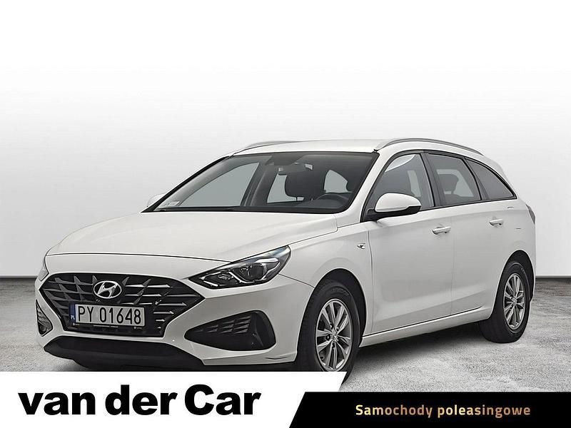 Używany Hyundai i30 110 KM (80 kW) 2022 Biały Kombi