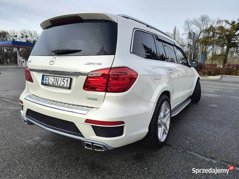 Używany 2013 Mercedes GL550 SUV | 136 000 zł - Obraz 1/4