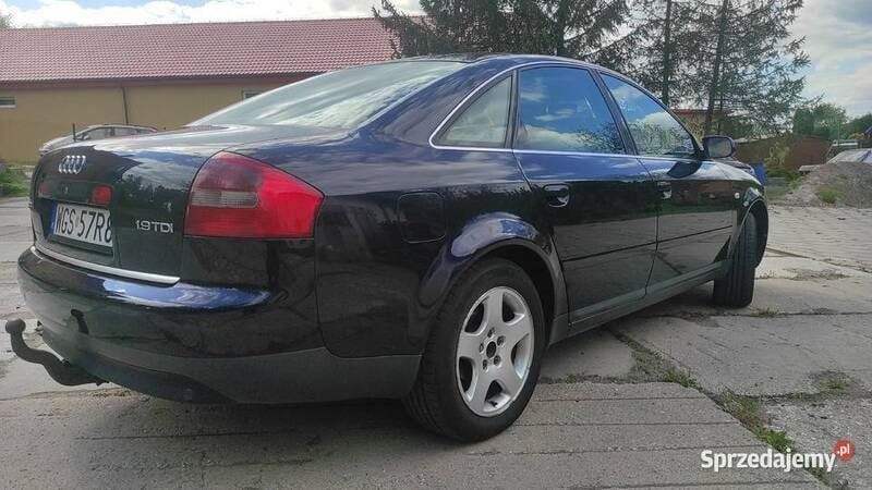 Używany Audi A6 2002 Granatowy Sedan/Limuzyna