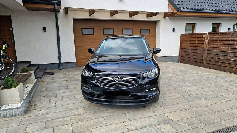 Używany Opel Grandland X 2018 Czarny SUV