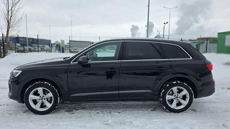 Używany Audi Q7 S-Line 231 KM (169 kW) 2024 Czarny SUV