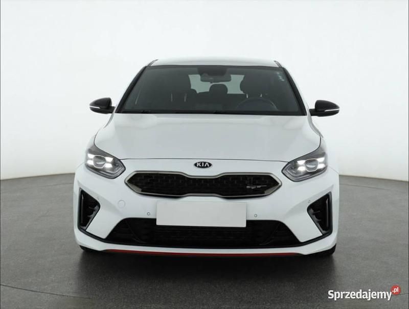 Biały Używany 2019 Kia Ceed GT Hatchback | 81 999 zł - Obraz 1/4