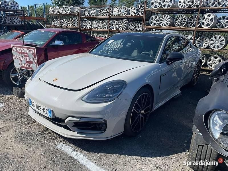 Biały Używany 2023 Porsche Panamera Turbo E-Hybrid Sedan/Limuzyna | 218 300 zł - Obraz 1/4