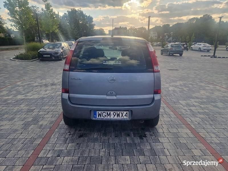 Srebrny Używany 2006 Opel Meriva Minivan | 5600 zł - Obraz 1/4