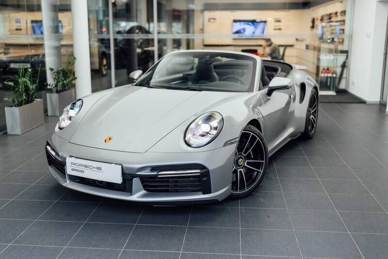 Gt silver metallic Używany 2024 Porsche 911 Turbo Kabriolet | 1 169 900 zł - Obraz 1/4