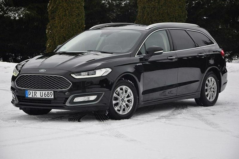 Używany Ford Mondeo Vignale 180 KM (132 kW) 2018 Czarny Kombi