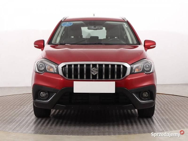 Czerwony Używany 2016 Suzuki SX4 S-Cross SUV | 49 499 zł (Uczciwa cena) - Obraz 1/4