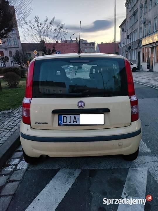 Żółty Używany 2010 Fiat Panda Sedan/Limuzyna | 8900 zł (Uczciwa cena) - Obraz 1/4